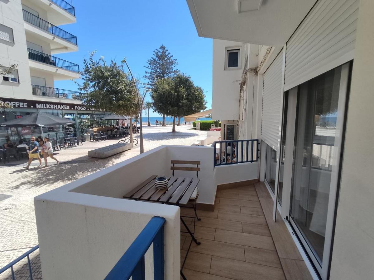 T1 Rosa Dos Ventos, A/C & Terrace - Casas & Papeis Daire Armação de Pêra Dış mekan fotoğraf