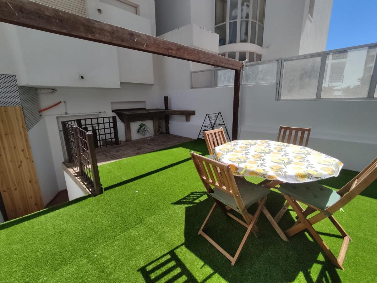 T1 Rosa Dos Ventos, A/C & Terrace - Casas & Papeis Daire Armação de Pêra Dış mekan fotoğraf